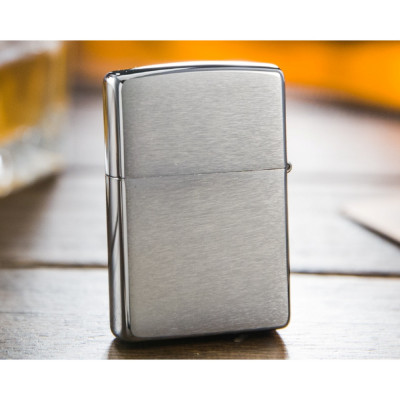 Запальничка Zippo Lighter Emblem 29102