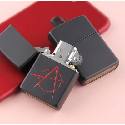 Запальничка Zippo BLACK MATTE ANARCHY 20842