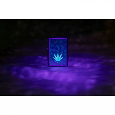 Запальничка бензинова "ZIPPO" Cannabis Design Black Light світиться в ультрафіолеті (48736)
