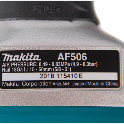 Пневматичний цвяхозабивач Makita AF506