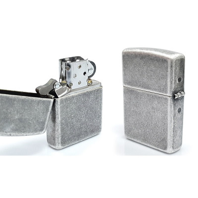 Запальничка Zippo ANTIQUE SILVER PLATE 121FB