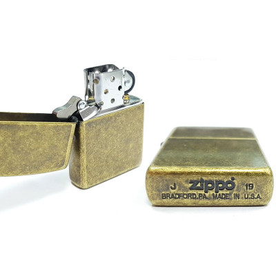 Запальничка Zippo FLAT BTM ANTIQUE BRASS 201FB